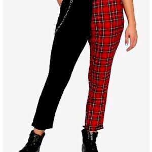 HOT TOPIC SPLIT LEG RED PLAID
TROUSER